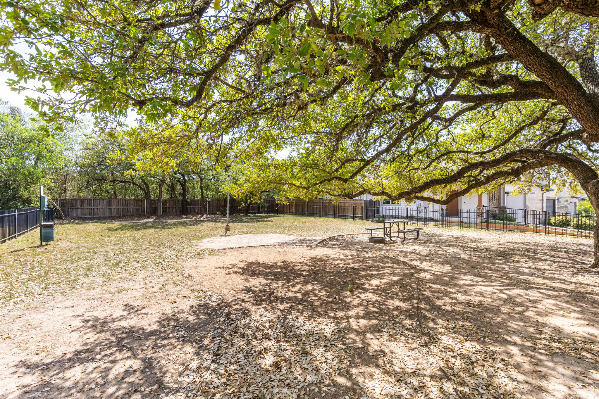 907 Totis Road Austin, TX 78748 - Photo 20 of 27