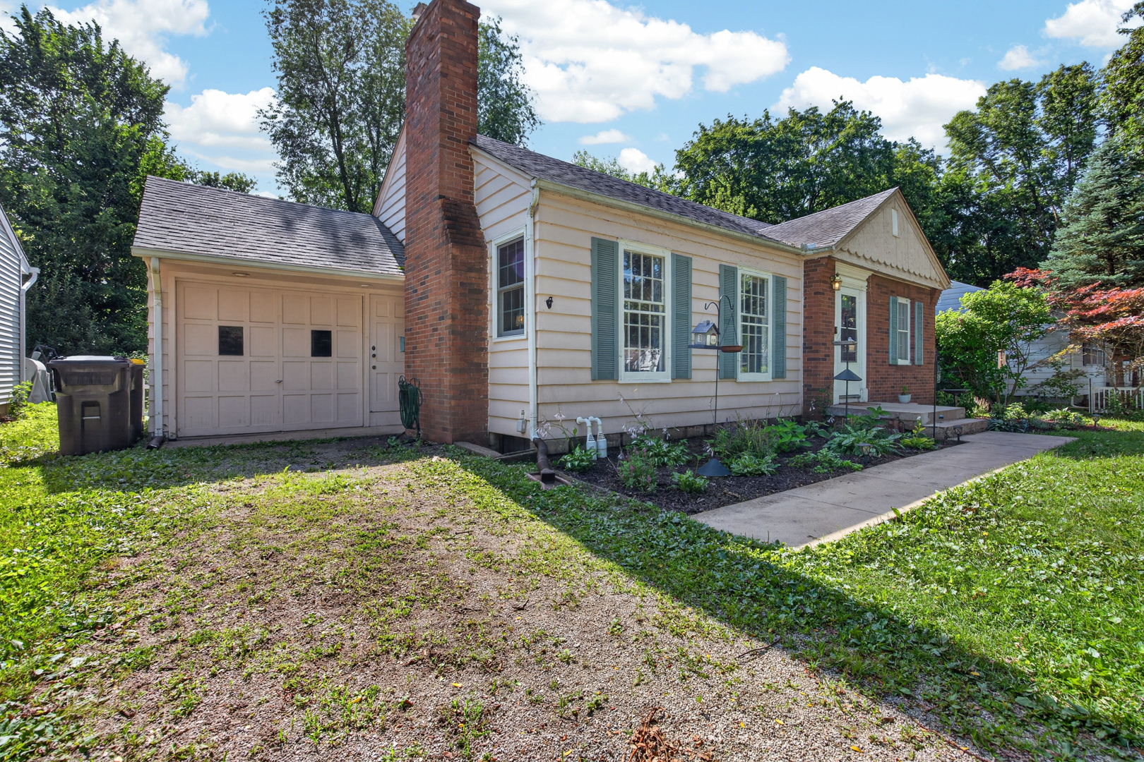 816 Manchester Road Normal, IL 61761 - Photo 32 of 36
