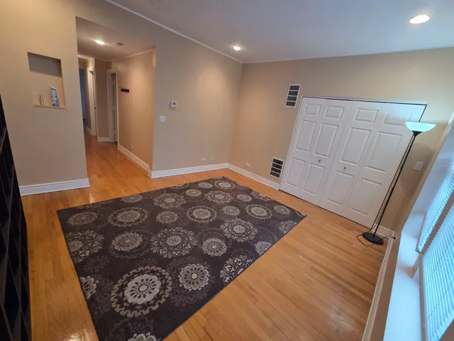 a view of utility room