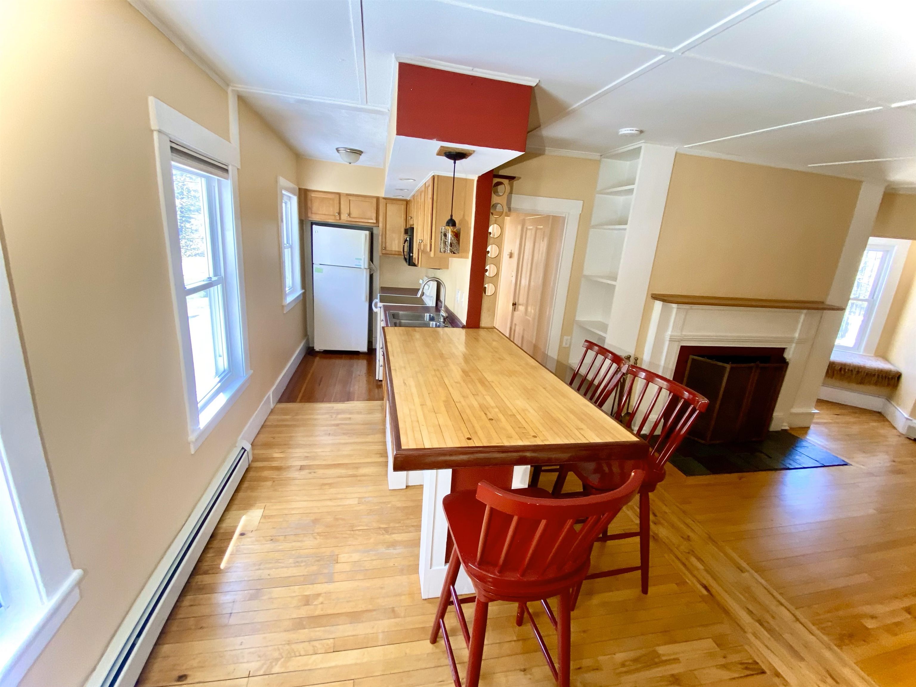 734 Kearsarge Road, Unit 5 Conway, NH 03845 - Photo 2 of 36
