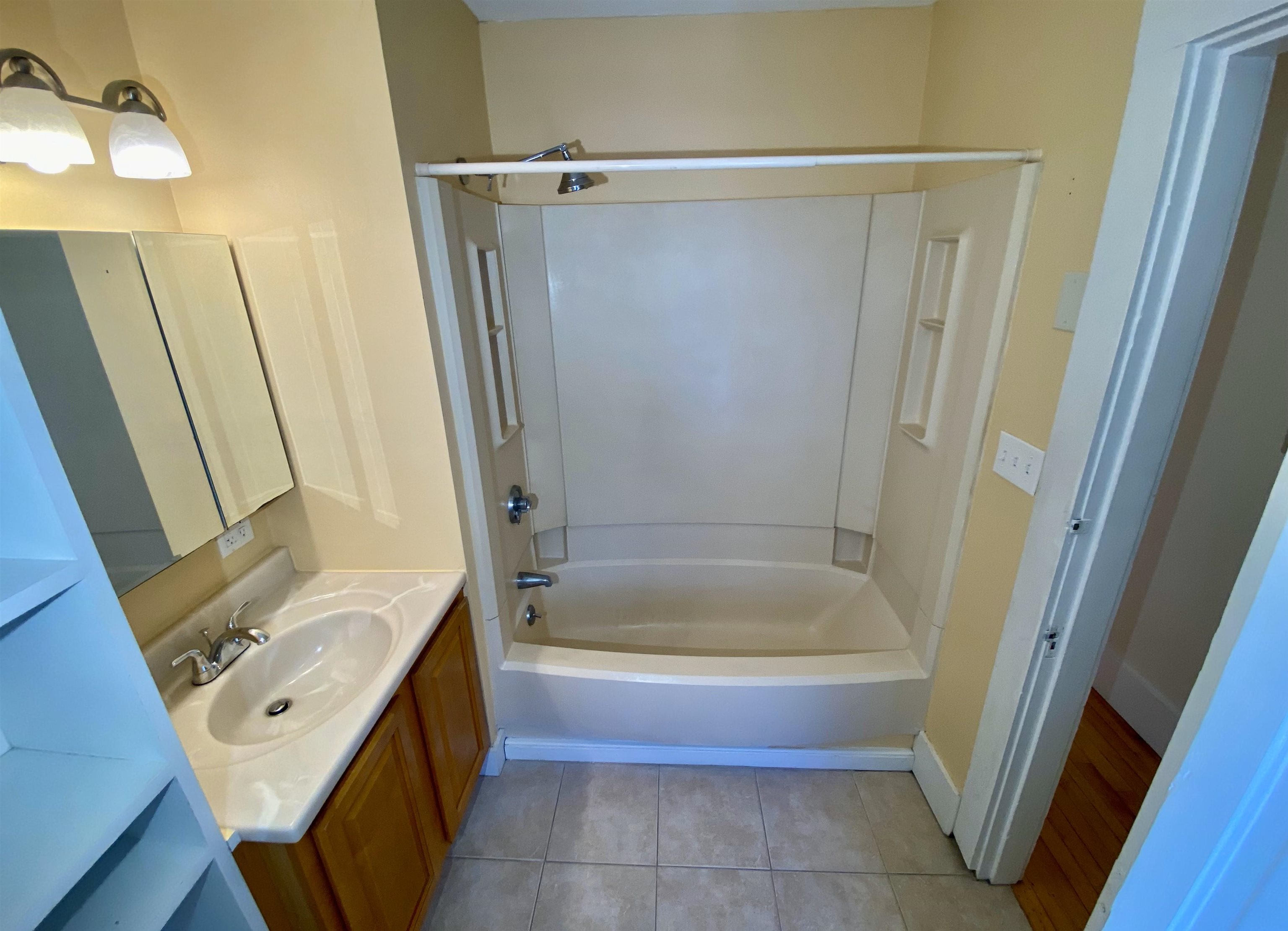 734 Kearsarge Road, Unit 5 Conway, NH 03845 - Photo 6 of 36