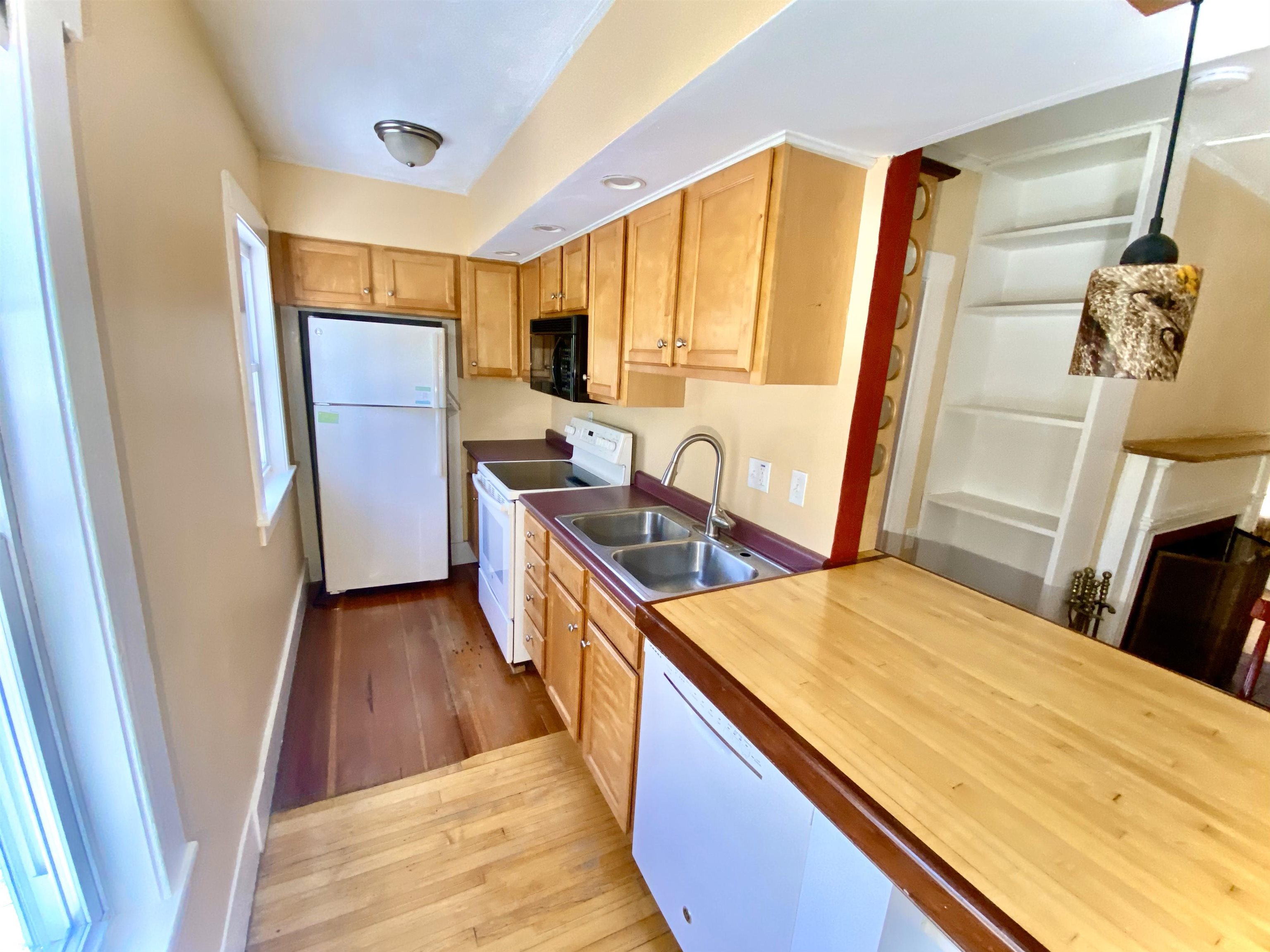 734 Kearsarge Road, Unit 5 Conway, NH 03845 - Photo 7 of 36