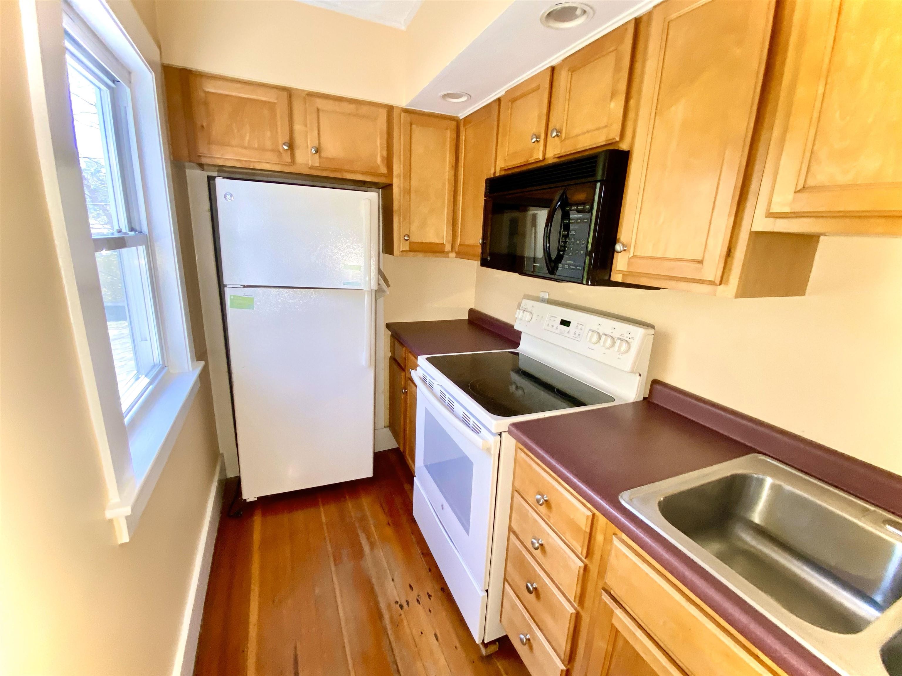 734 Kearsarge Road, Unit 5 Conway, NH 03845 - Photo 8 of 36