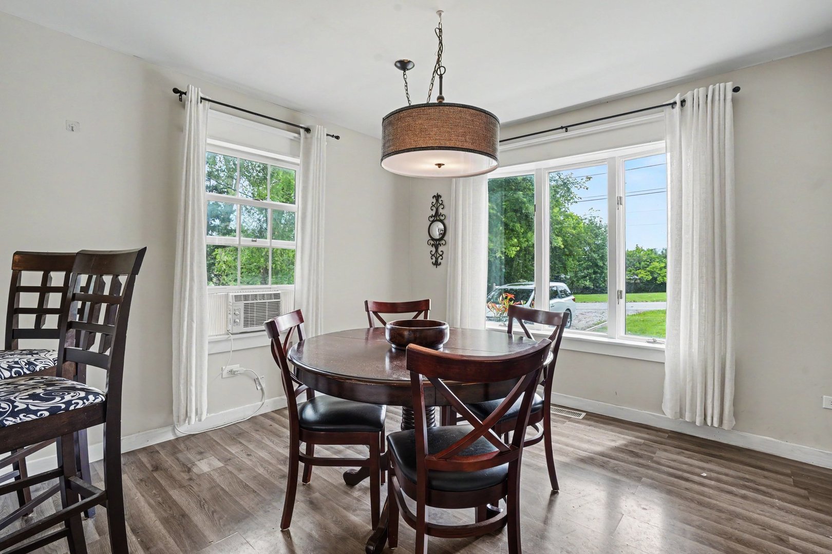 5S254 Radcliff Road Naperville, IL 60563 - Photo 10 of 32