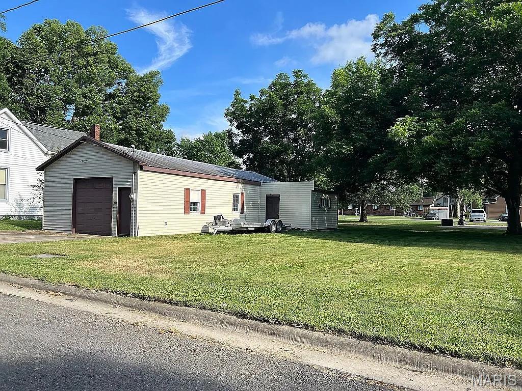 290 North Elm Street Breese, IL 62230 - Photo 13 of 65