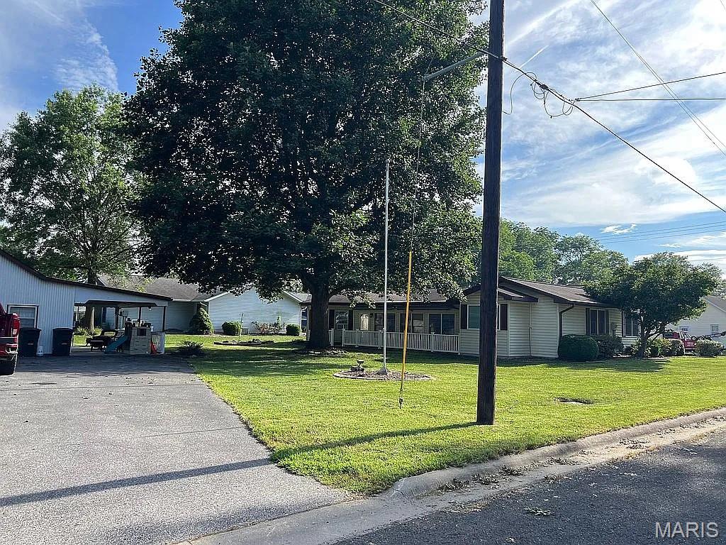 290 North Elm Street Breese, IL 62230 - Photo 17 of 65