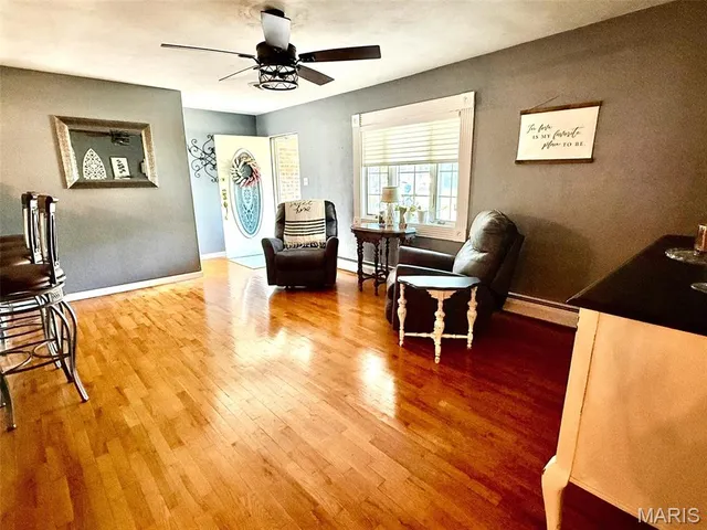 $299,000 | 290 North Elm Street, Breese, IL 62230