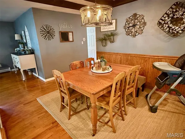 $299,000 | 290 North Elm Street, Breese, IL 62230