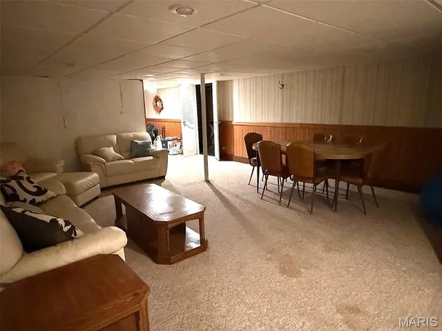 $299,000 | 290 North Elm Street, Breese, IL 62230