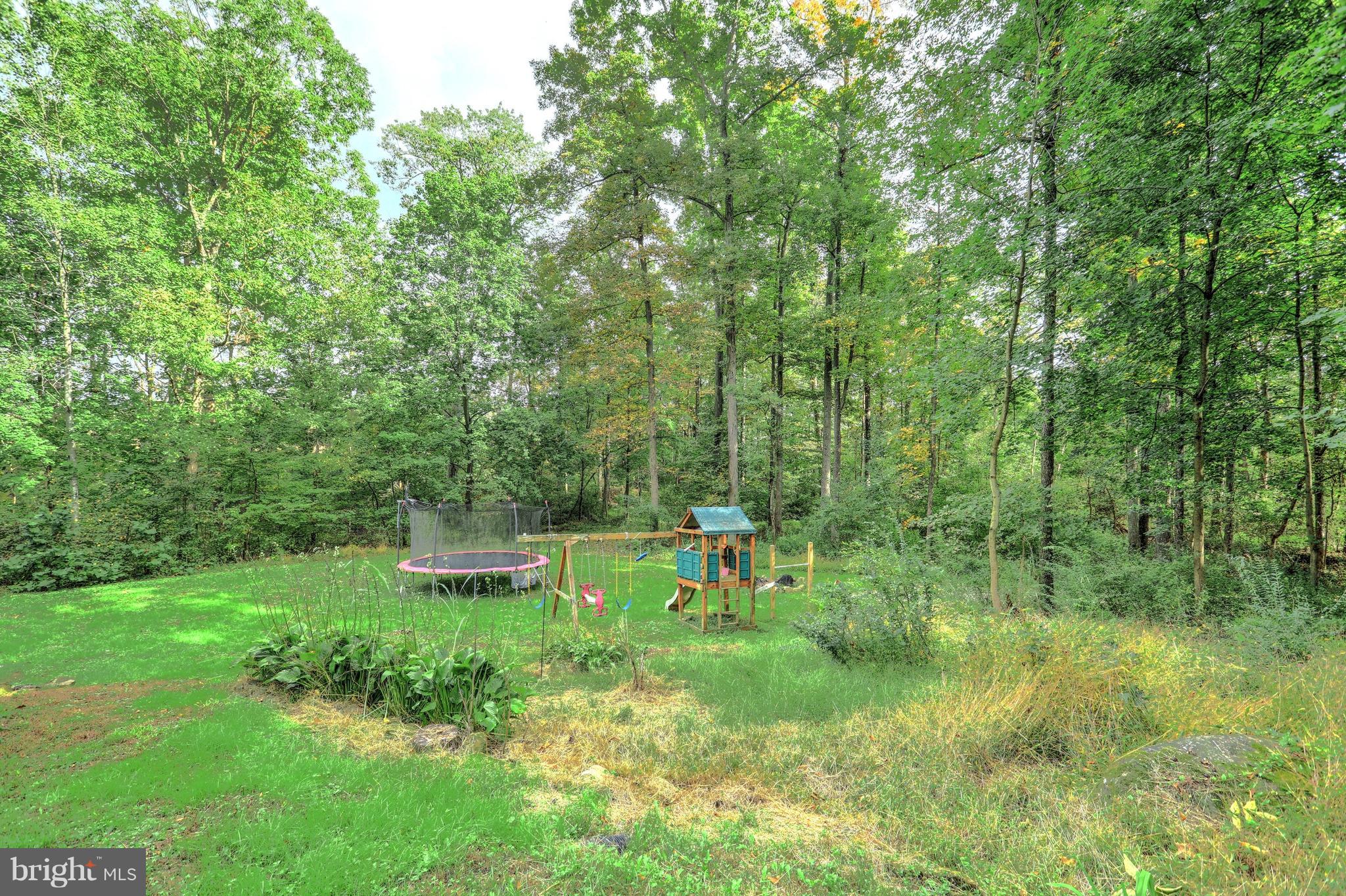 4011 Fox Run Road Dover, PA 17315 - Photo 5 of 38 Gallery Image 5