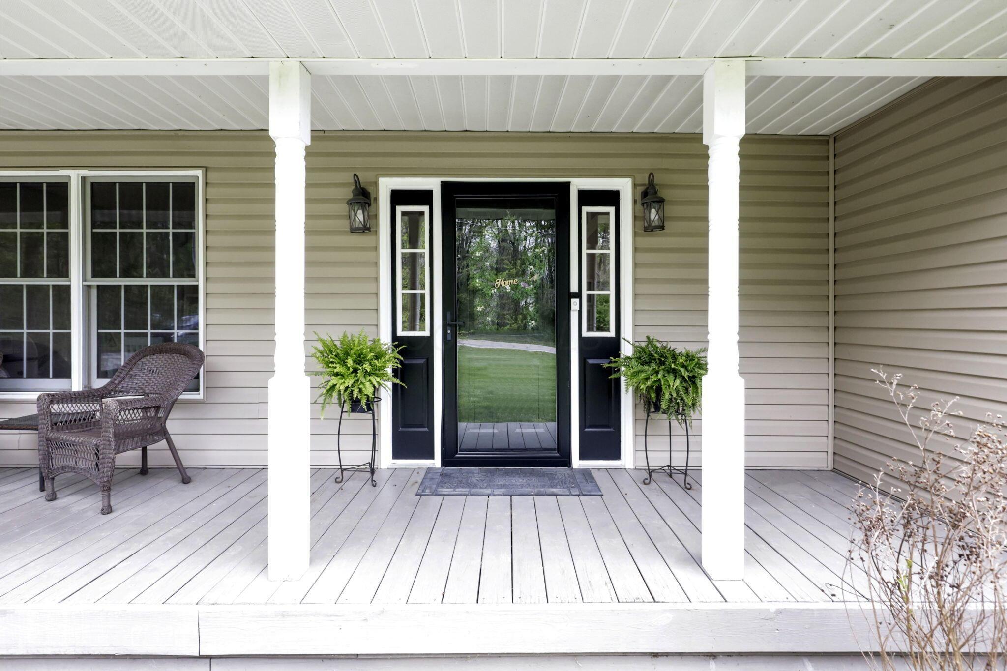 2991 Wheeling Road Northeast Lancaster, OH 43130 - Photo 9 of 64 Beautiful and very welcoming