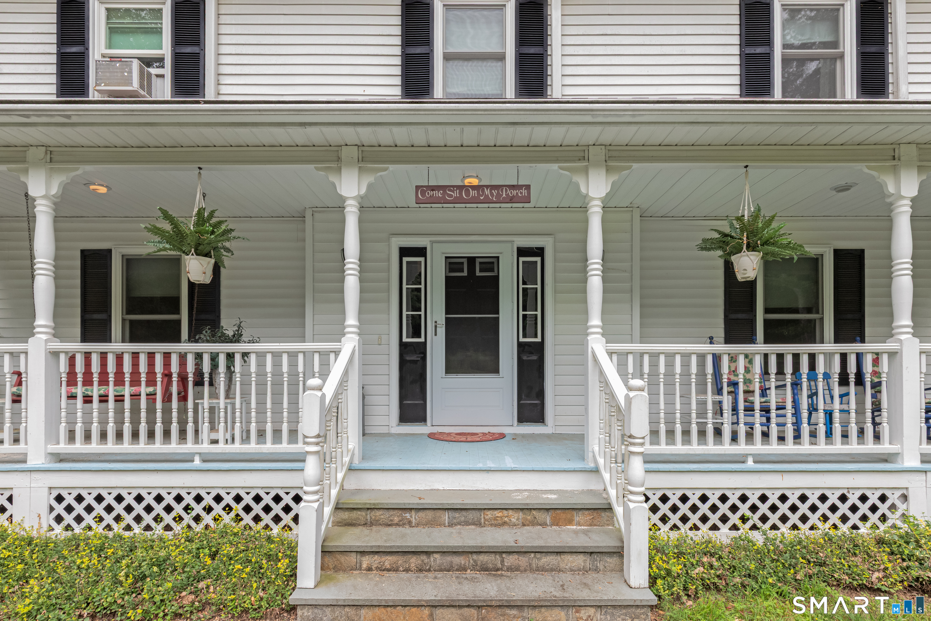 417 Chestnut Tree Hill Road Oxford, CT 06478 - Photo 5 of 39 Gallery Image 5