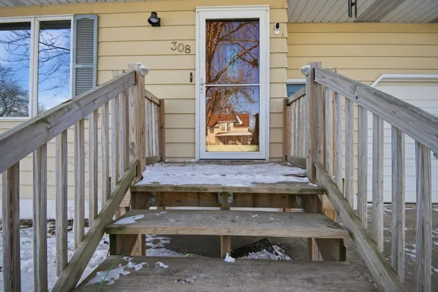 $254,900 | 308 Southeast Oak Street, Brownsdale, MN 55918