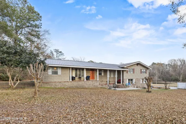 $1,700 | 1460 Midway Road Southeast, Bolivia, NC 28422