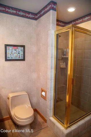 $4,300,000 | 440 Pringle, Hope, ID 83836