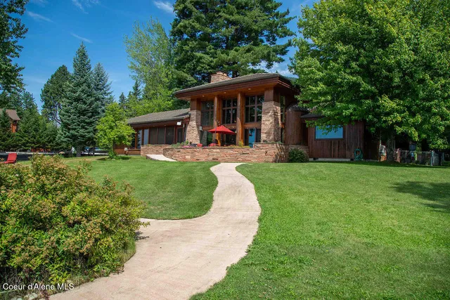 $4,300,000 | 440 Pringle, Hope, ID 83836