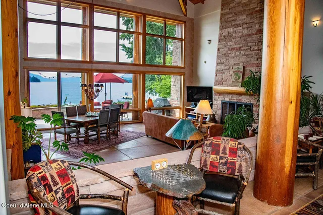 $4,300,000 | 440 Pringle, Hope, ID 83836