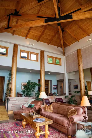 $4,300,000 | 440 Pringle, Hope, ID 83836