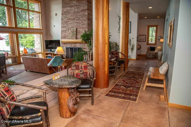 $4,300,000 | 440 Pringle, Hope, ID 83836