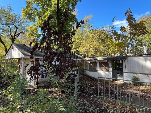 $39,900 | 11825 Larimore Road, St. Louis, MO 63138