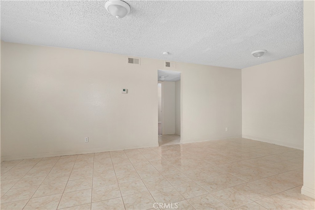 11937 Magnolia Street, Unit 25 El Monte, CA 91732 - Photo 4 of 27