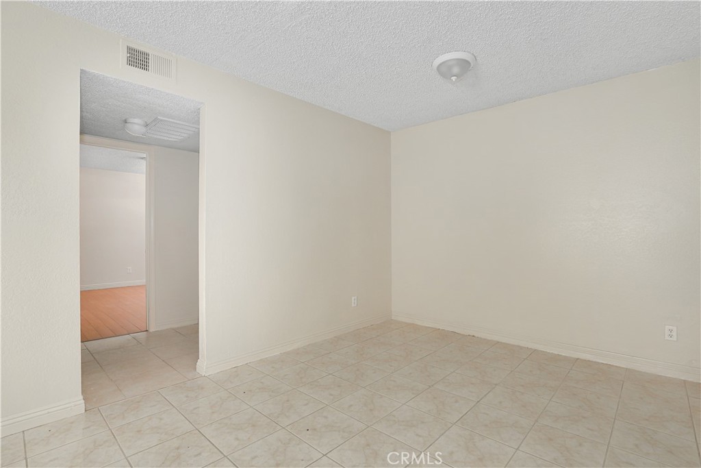 11937 Magnolia Street, Unit 25 El Monte, CA 91732 - Photo 6 of 27