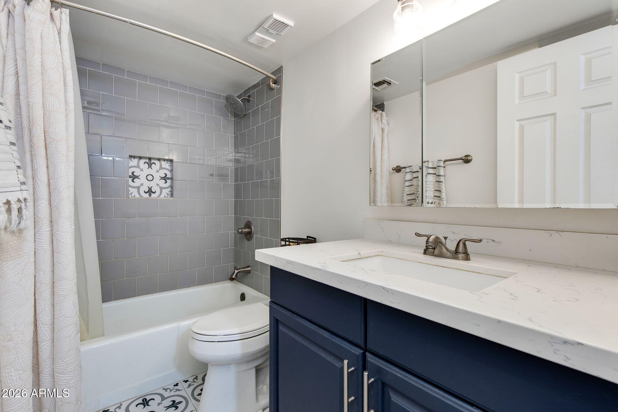 5132 North 31st Way, Unit 116 Phoenix, AZ 85016 - Photo 8 of 14 32-31st