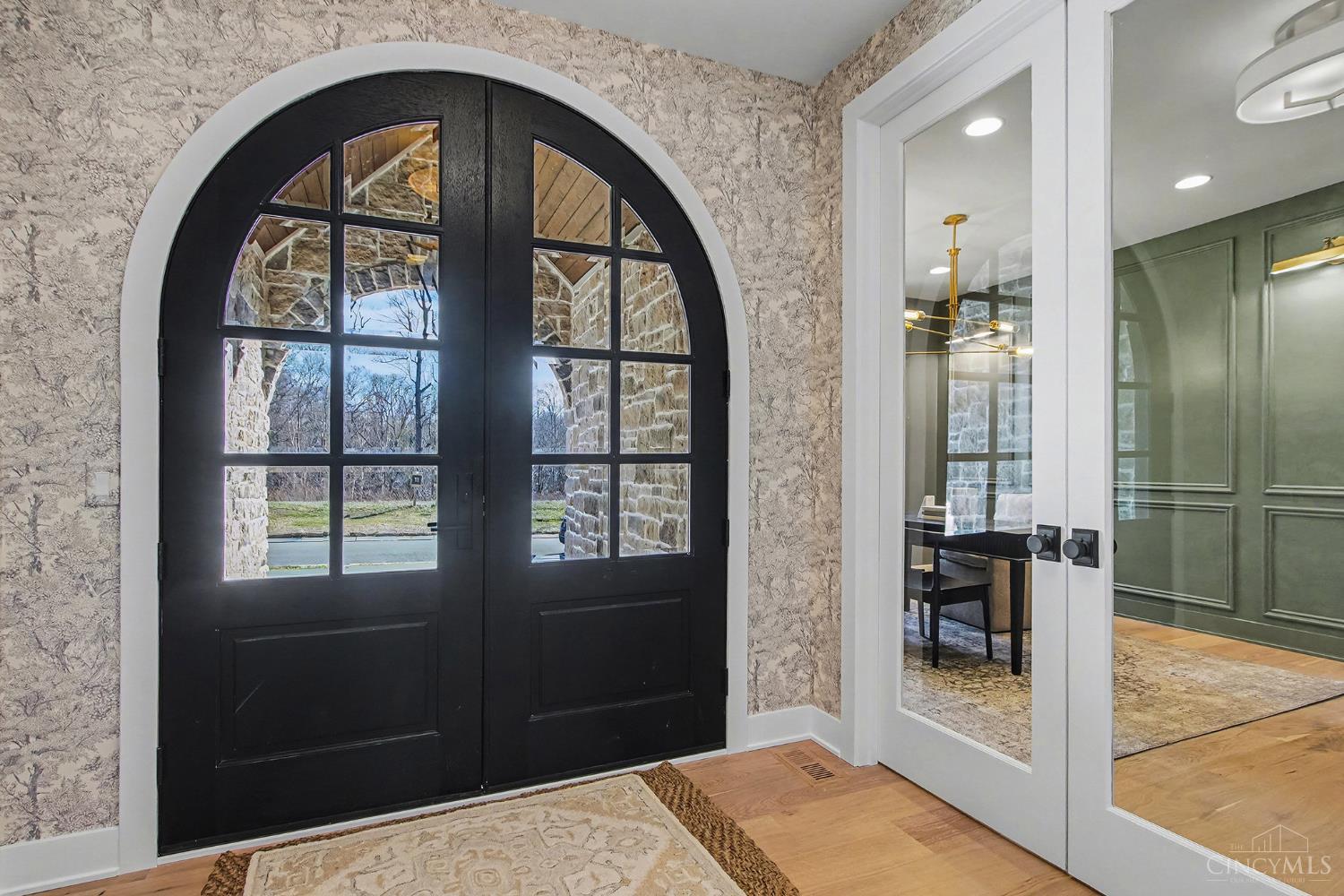 6956 Shadow Ridge Road Cincinnati, OH 45230 - Photo 4 of 37 Custom Front Door