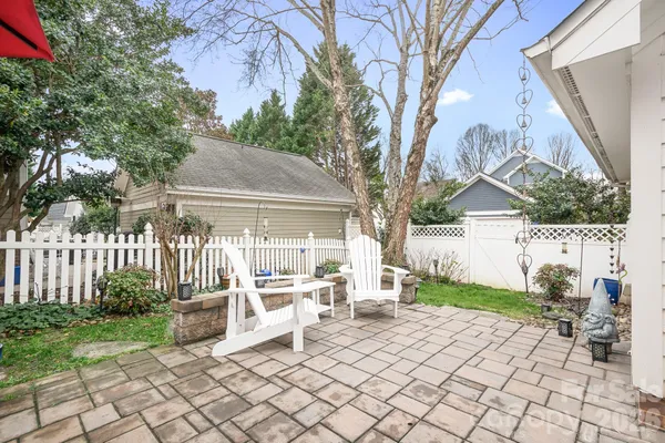 $675,000 | 15829 Trenton Place Road, Huntersville, NC 28078