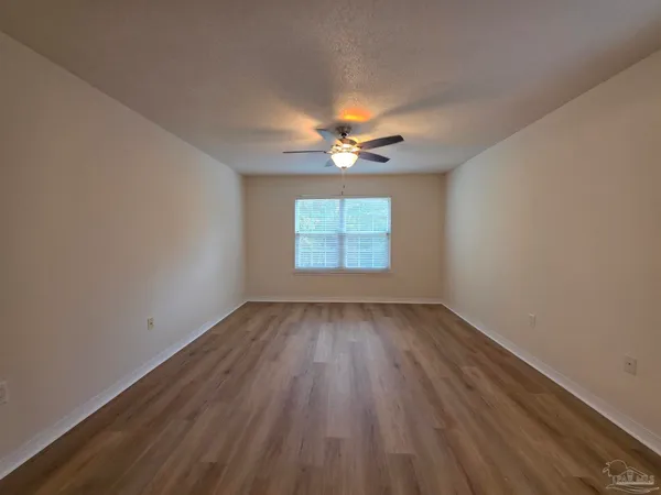 $1,795 | 6204 Pomeral Summit Street, Milton, FL 32570