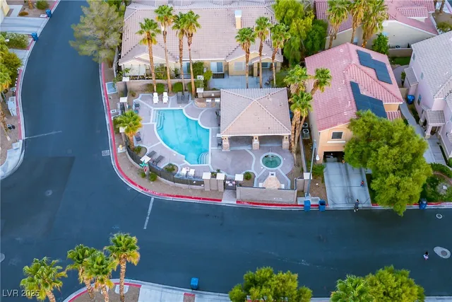 $1,965 | 6632 Babys Tear Place, Las Vegas, NV 89148