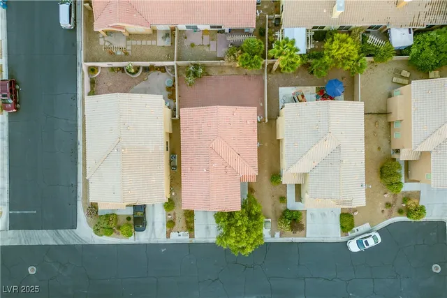 $1,965 | 6632 Babys Tear Place, Las Vegas, NV 89148