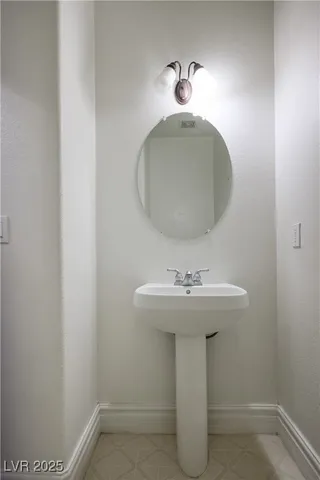 $1,965 | 6632 Babys Tear Place, Las Vegas, NV 89148