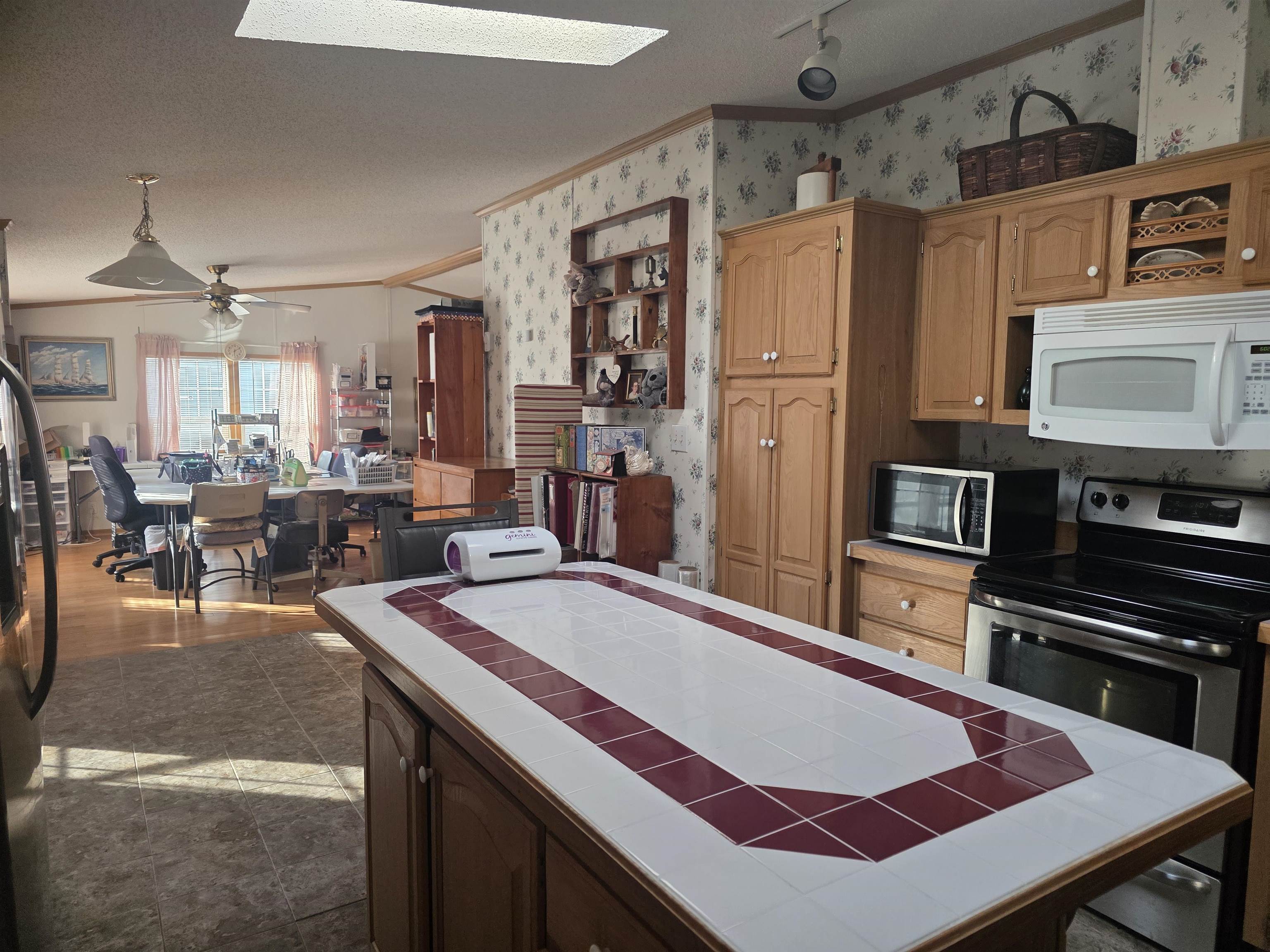 13 Seneca Street Rochester, NH 03867 - Photo 3 of 10