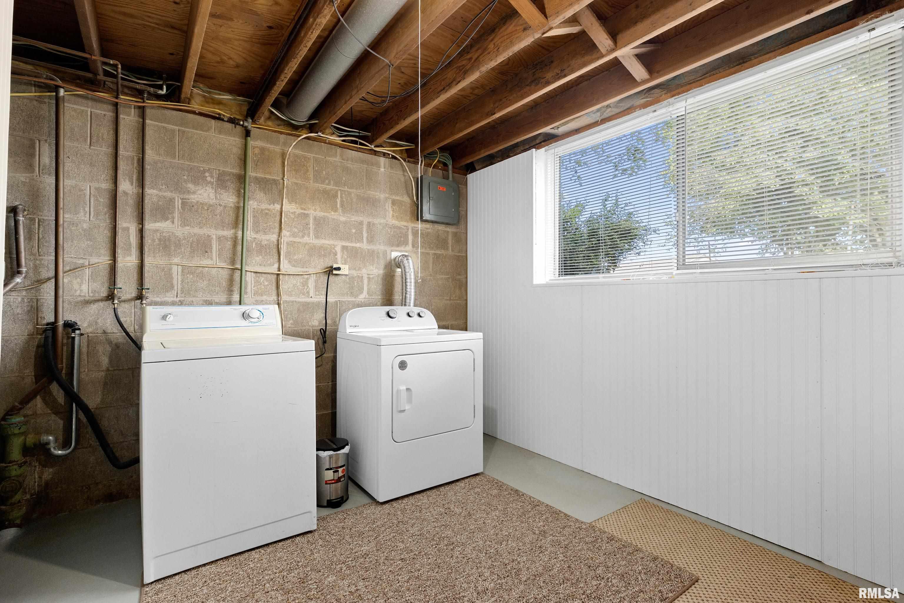 307 East Bittersweet Road Washington, IL 61571 - Photo 29 of 35 Gallery Image 29