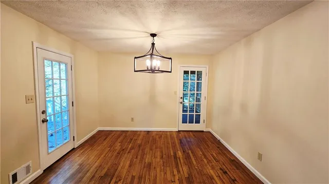 $2,200 | 103 Westland Court, Acworth, GA 30102