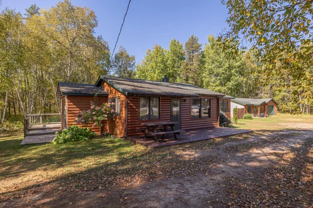 $299,000 | 1547 Highway 371, Backus, MN 56435