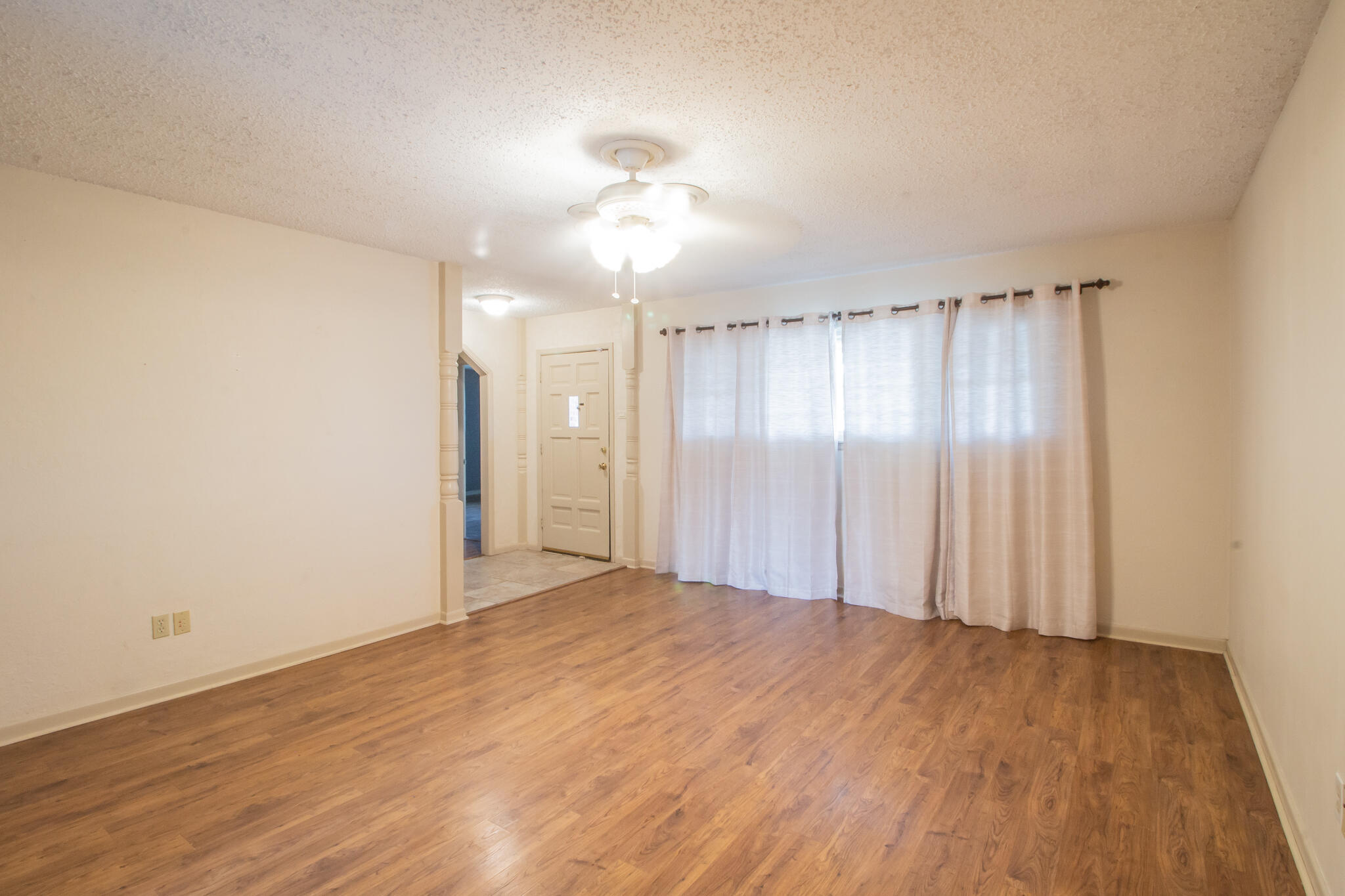 5016 15th Street Lubbock, TX 79416 - Photo 5 of 25 IMG_8035