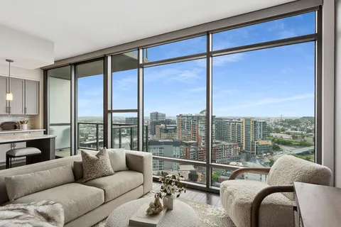 $574,000 | 1212 Laurel Street, Unit 2009 SE, Nashville, TN 37203