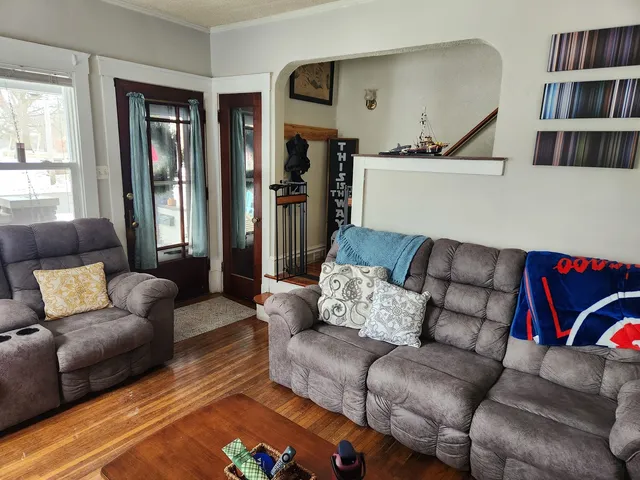 $220,000 | 807-809 West Wood Street, Bloomington, IL 61701