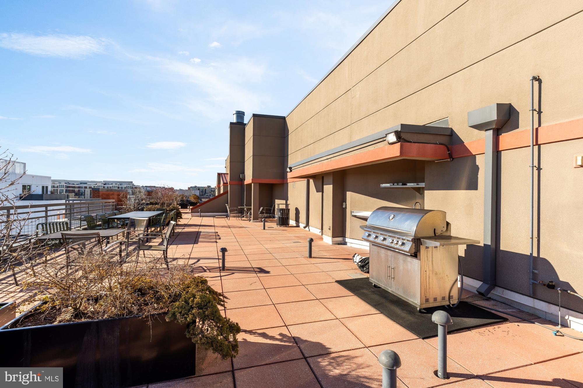 2120 Vermont Avenue Northwest, Unit 411 Washington, DC 20001 - Photo 26 of 27