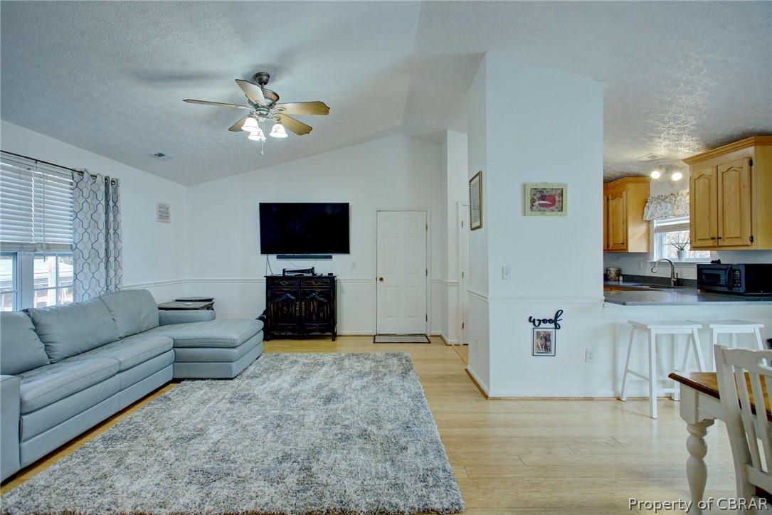9899 Figg Shop Road Gloucester, VA 23061 - Photo 7 of 28 Gallery Image 7