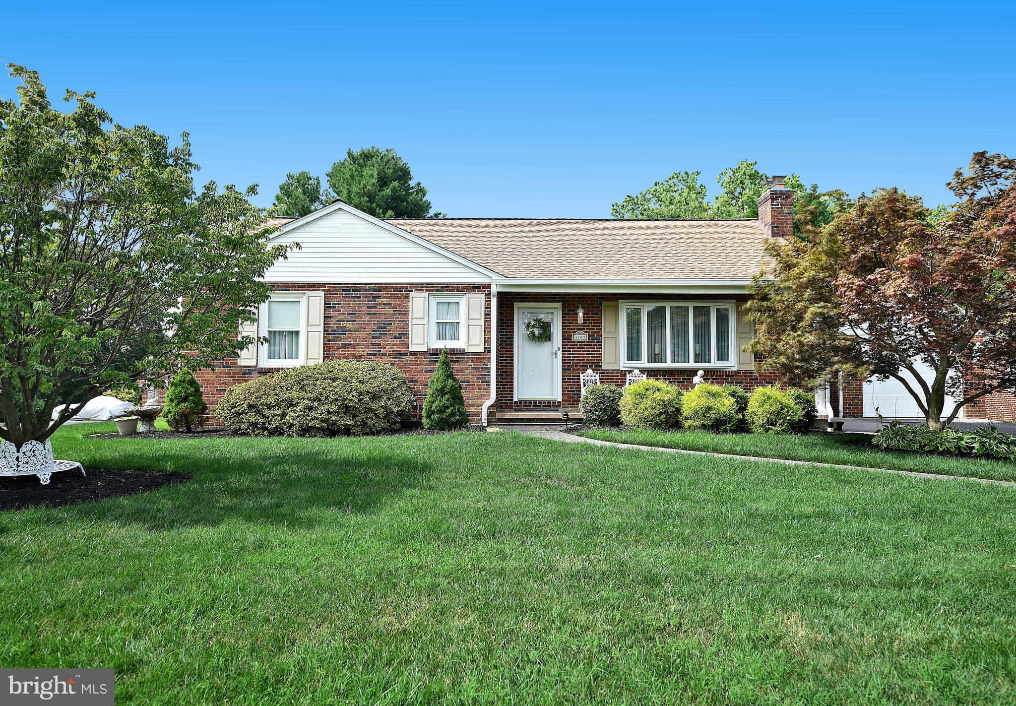 4109 Perry View Road Baltimore, MD 21236 - Photo 3 of 51