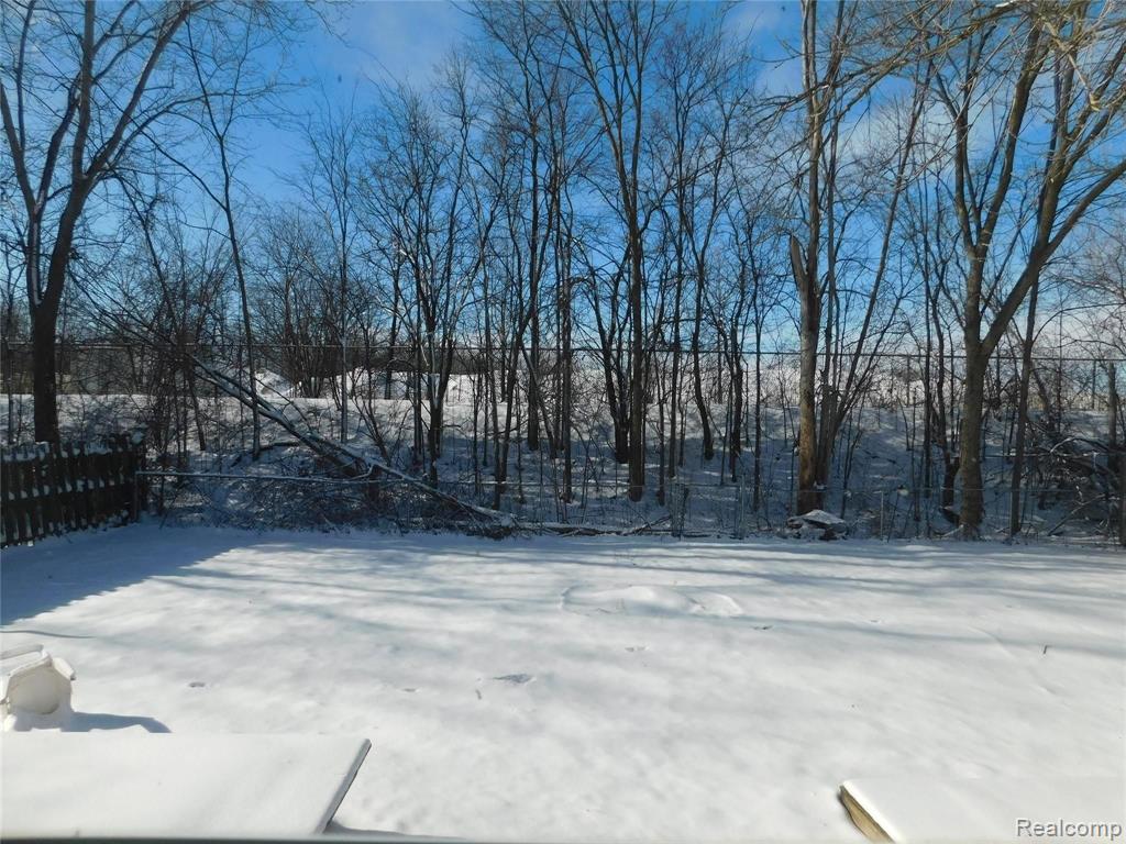 2539 Lavelle Road Flint, MI 48504 - Photo 20 of 22 Gallery Image 20