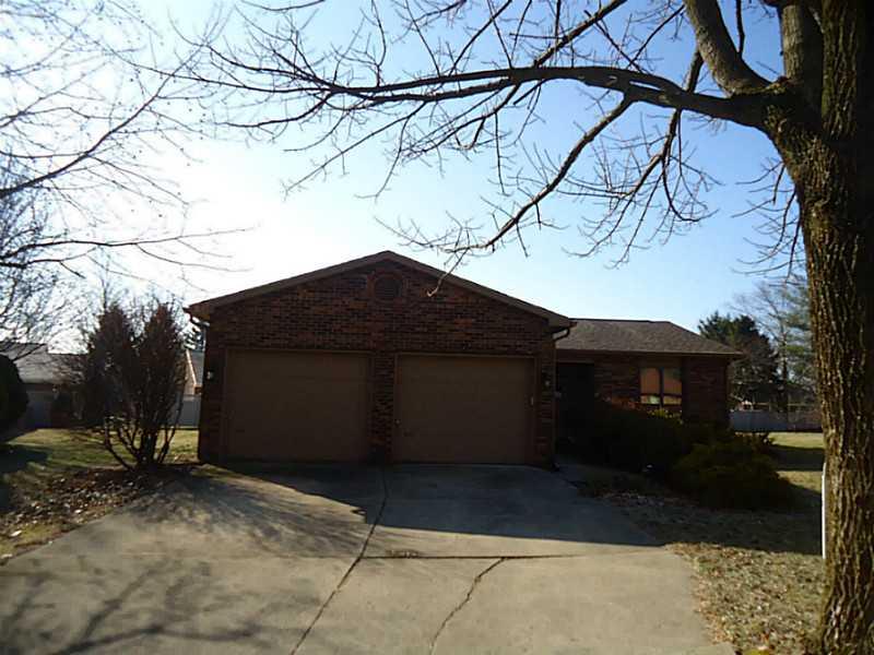 4285 West Reece Lane Columbus, IN 47201 - Photo 1 of 16 Gallery Image 1