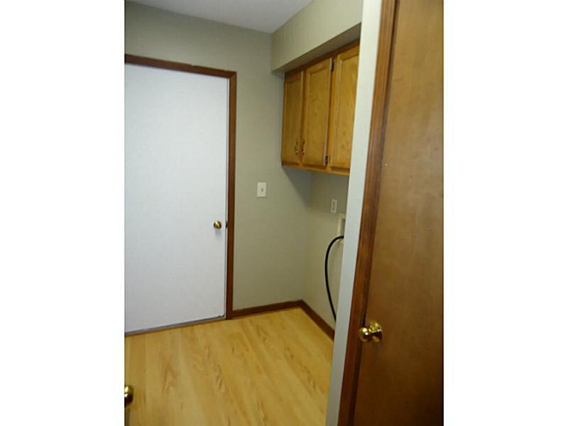 4285 West Reece Lane Columbus, IN 47201 - Photo 11 of 16 Gallery Image 11