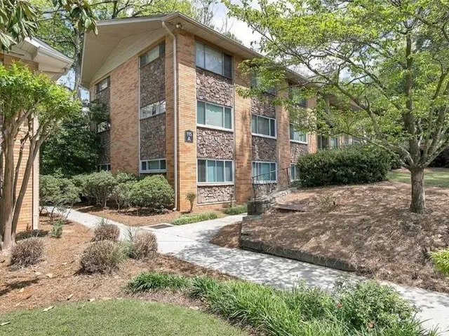 $1,899 | 115 Biscayne Drive Northwest, Unit B1, Atlanta, GA 30309