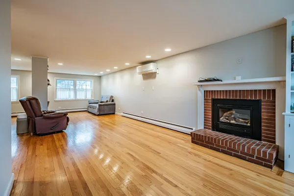 $699,900 | 112 Craigie Street, Portland, ME 04102