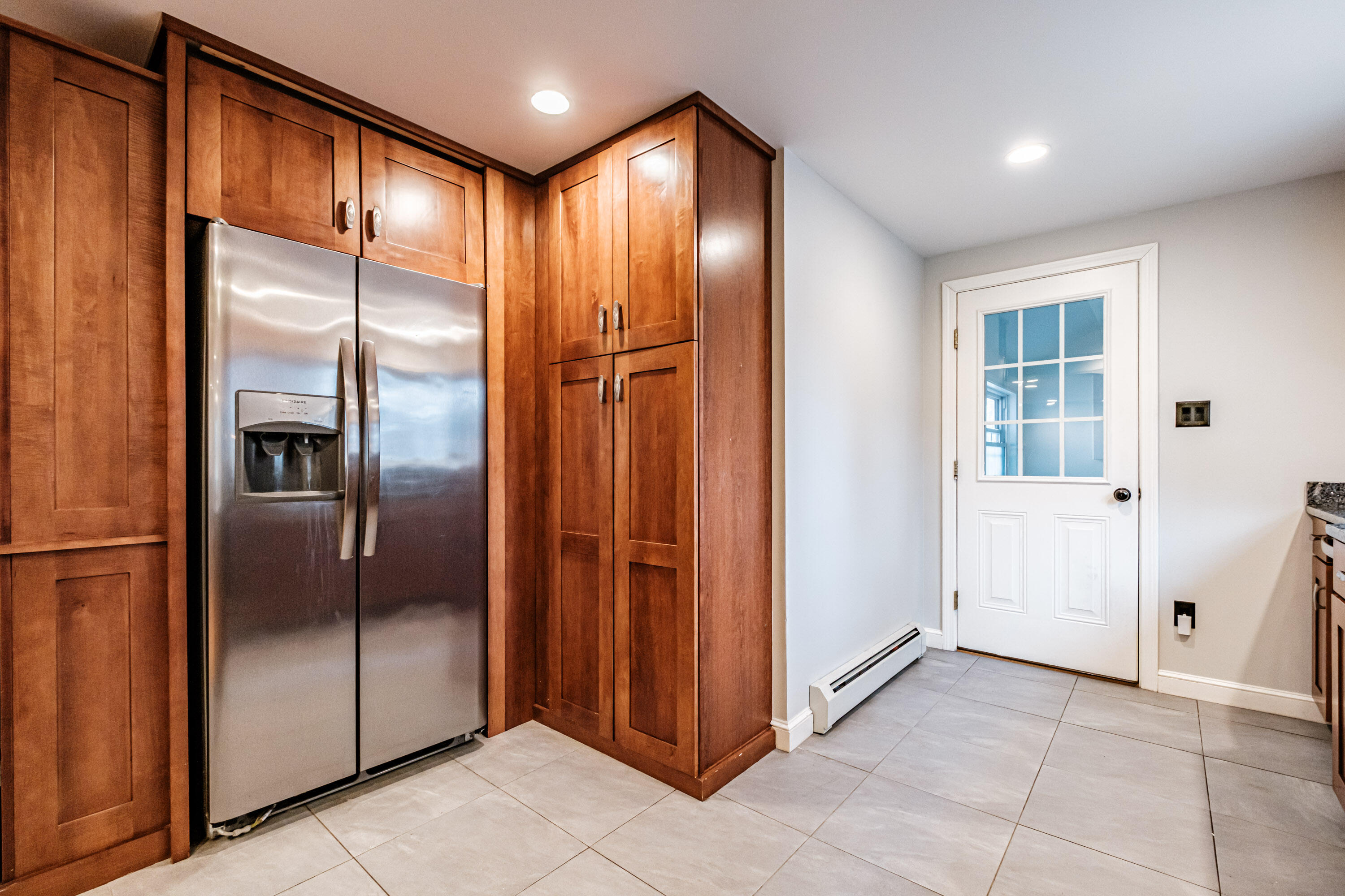 112 Craigie Street Portland, ME 04102 - Photo 7 of 55 20260415gp-62015