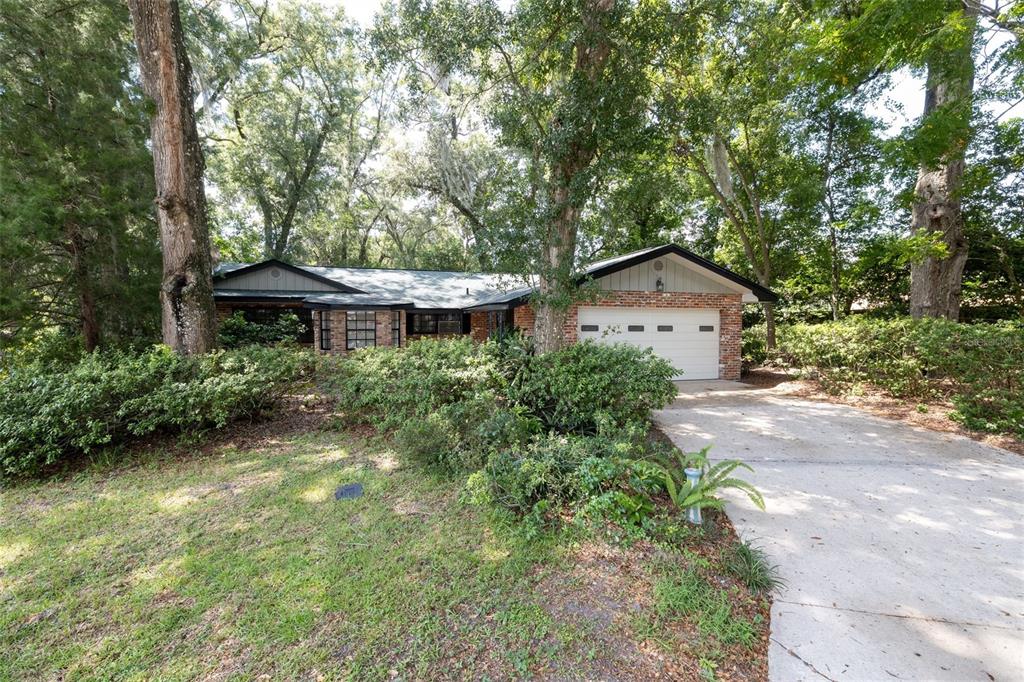 2674 Spring Court DeLand, FL 32720 - Photo 1 of 1 Gallery Image 1